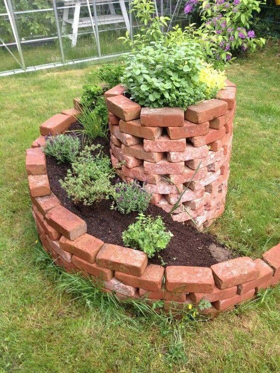 decoracao de jardim com tijolos 18