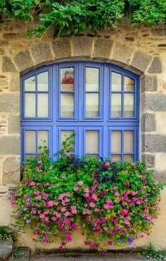 ideias janelas decoradas com flores 2